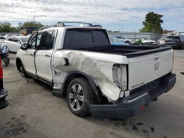 5FPYK3F74HB017097 2017 HONDA RIDGELINE - Image 2