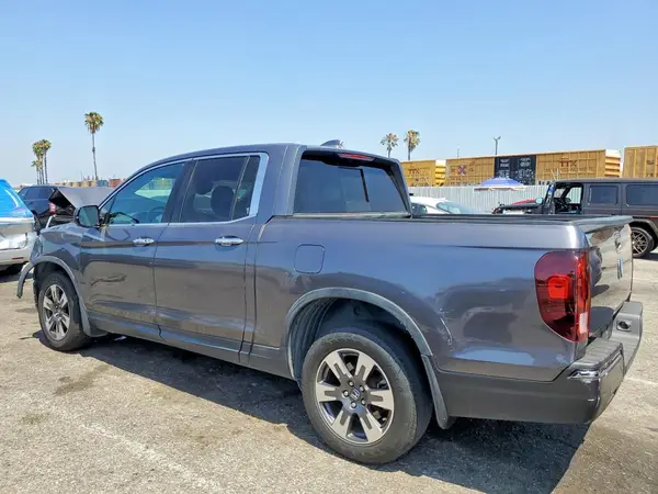 5FPYK3F74HB027919 2017 HONDA RIDGELINE - Image 2
