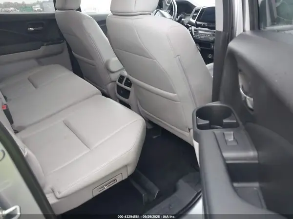 5FPYK3F74KB010030 2019 HONDA RIDGELINE - Image 8