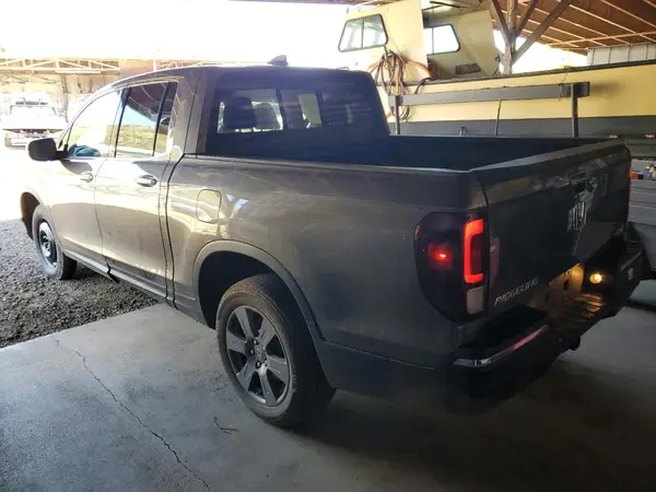 5FPYK3F74LB004391 2020 HONDA RIDGELINE - Image 2