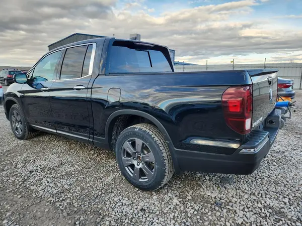 5FPYK3F74LB015679 2020 HONDA RIDGELINE - Image 2