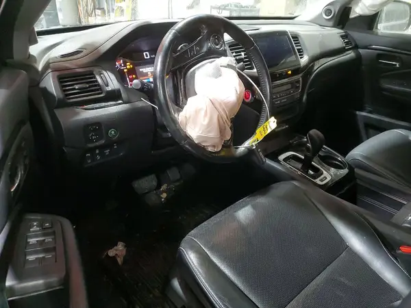 5FPYK3F75JB002596 2018 HONDA RIDGELINE - Image 8