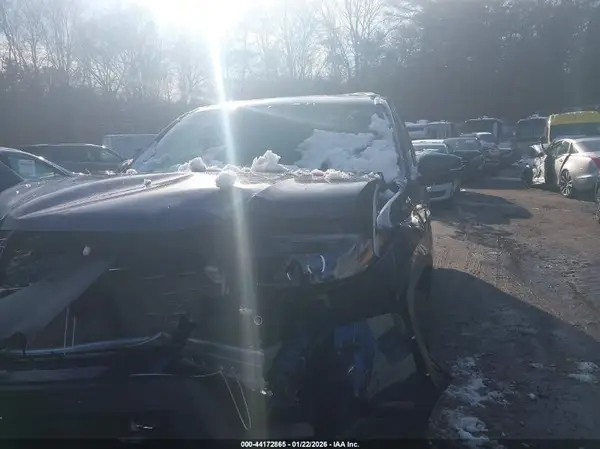 5FPYK3F75NB031876 2022 HONDA RIDGELINE - Image 2