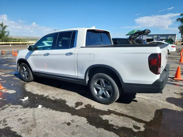 5FPYK3F75PB002011 2023 HONDA RIDGELINE - Image 2