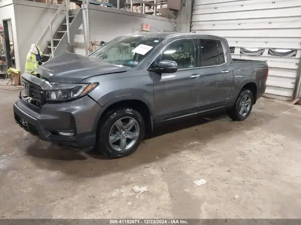 5FPYK3F75PB010741 2023 HONDA RIDGELINE - Image 2