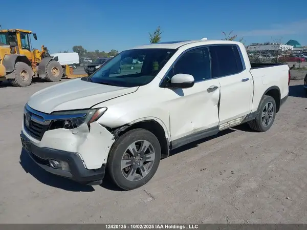 5FPYK3F76HB504463 2017 HONDA RIDGELINE - Image 2
