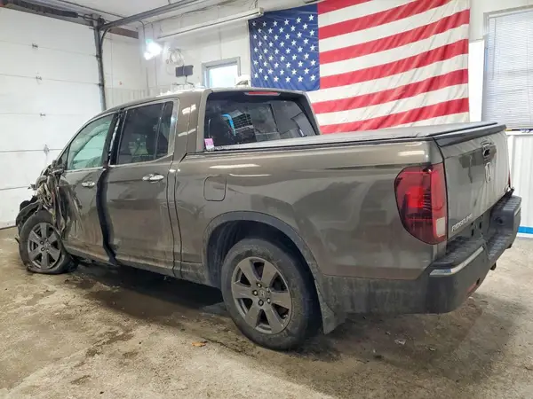 5FPYK3F76LB013853 2020 HONDA RIDGELINE - Image 2