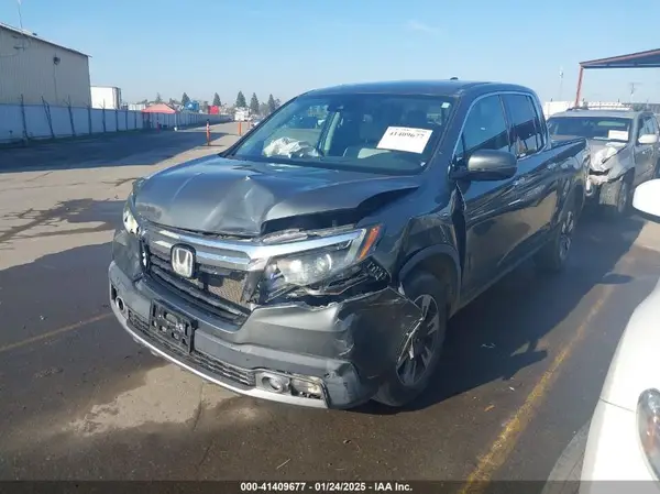 5FPYK3F77HB012606 2017 HONDA RIDGELINE - Image 2