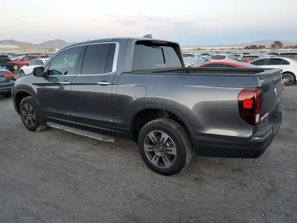 5FPYK3F77HB032757 2017 HONDA RIDGELINE - Image 2