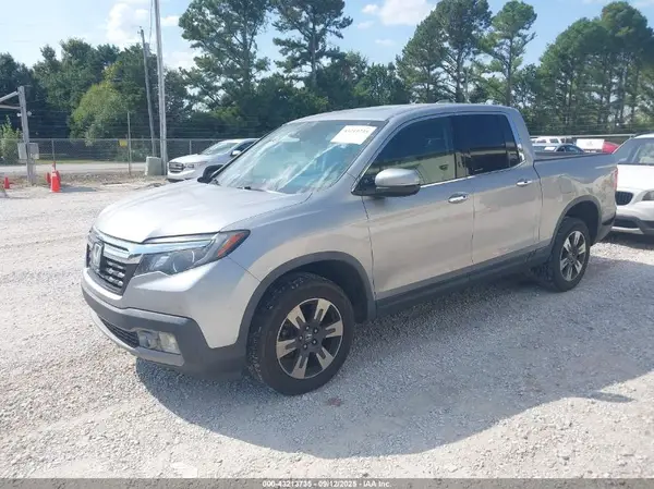 5FPYK3F77HB037182 2017 HONDA RIDGELINE - Image 2