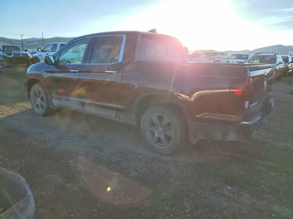 5FPYK3F77LB003526 2020 HONDA RIDGELINE - Image 2