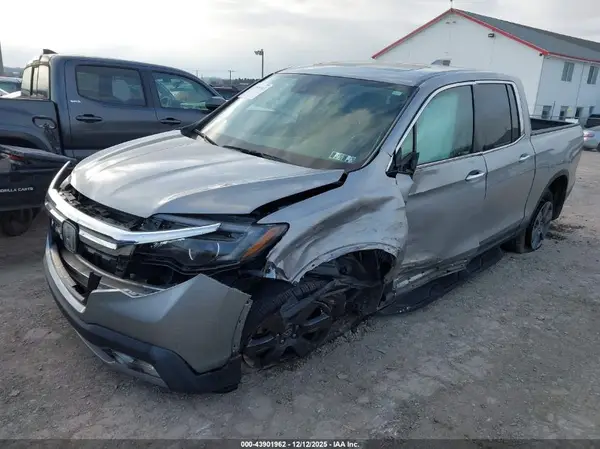 5FPYK3F77LB004319 2020 HONDA RIDGELINE - Image 2