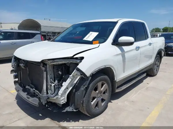 5FPYK3F77LB012677 2020 HONDA RIDGELINE - Image 2