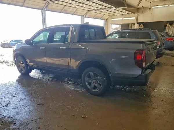 5FPYK3F77PB063831 2023 HONDA RIDGELINE - Image 2