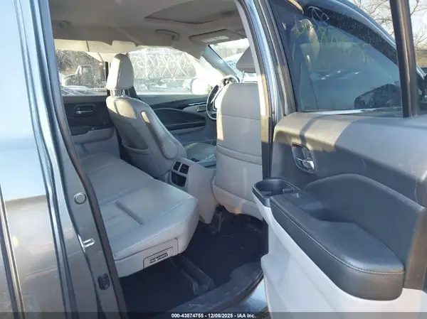 5FPYK3F78HB002277 2017 HONDA RIDGELINE - Image 8