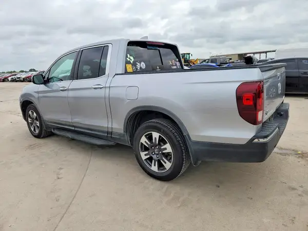 5FPYK3F78HB029060 2017 HONDA RIDGELINE - Image 2