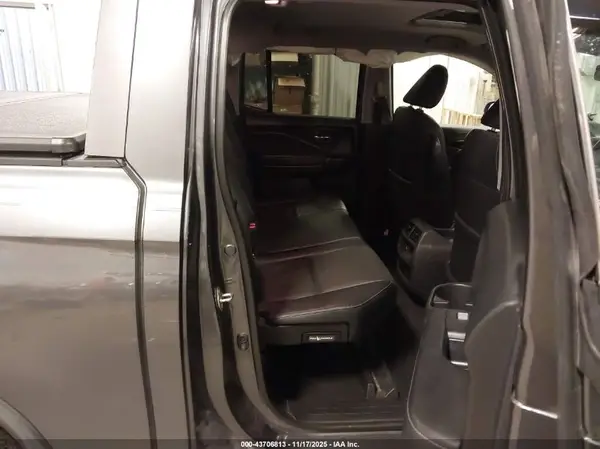 5FPYK3F78JB002561 2018 HONDA RIDGELINE - Image 8