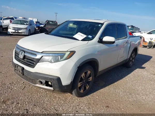 5FPYK3F78JB005430 2018 HONDA RIDGELINE - Image 2