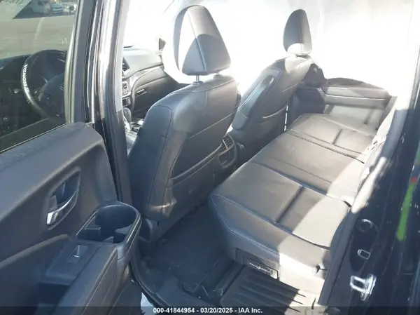 5FPYK3F78JB013981 2018 HONDA RIDGELINE - Image 8