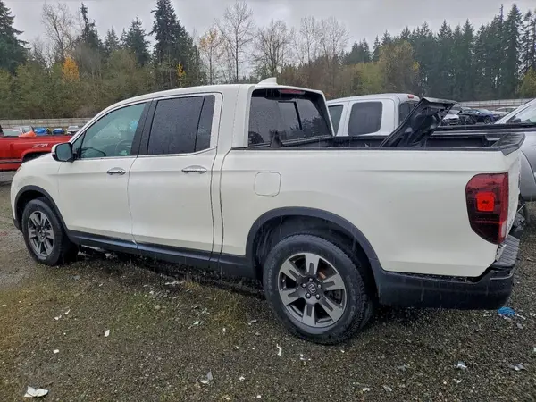 5FPYK3F79KB032167 2019 HONDA RIDGELINE - Image 2