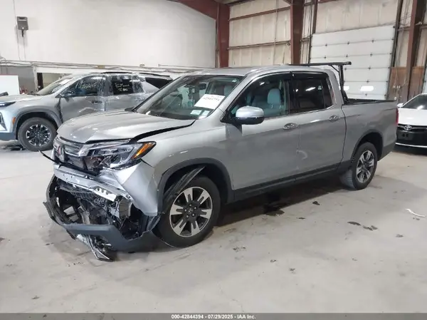 5FPYK3F7XHB022885 2017 HONDA RIDGELINE - Image 2