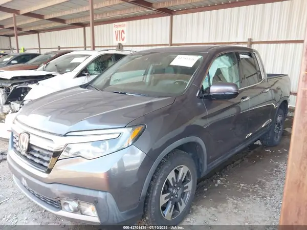 5FPYK3F7XHB034213 2017 HONDA RIDGELINE - Image 2
