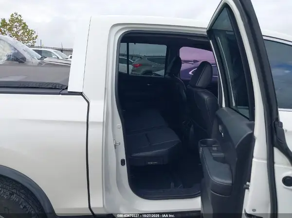 5FPYK3F7XHB037130 2017 HONDA RIDGELINE - Image 8
