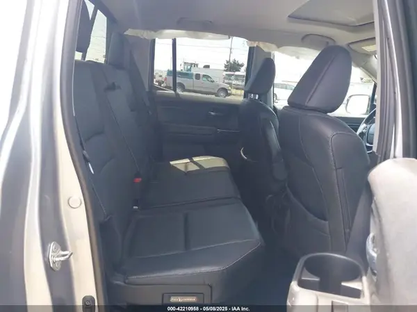 5FPYK3F7XJB007681 2018 HONDA RIDGELINE - Image 8