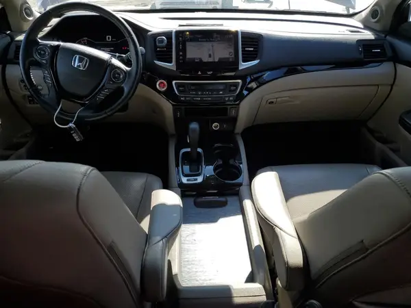 5FPYK3F7XJB013884 2018 HONDA RIDGELINE - Image 8