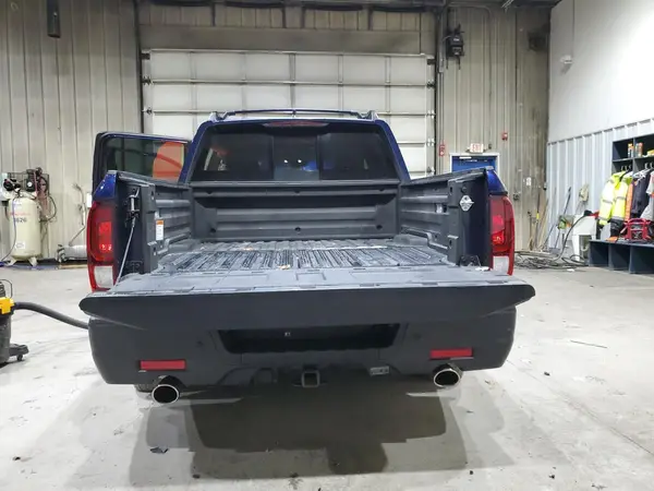 2023 HONDA RIDGELINE auction photo 6