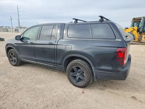 5FPYK3F81MB018453 2021 HONDA RIDGELINE - Image 2