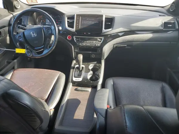 5FPYK3F82JB015041 2018 HONDA RIDGELINE - Image 8