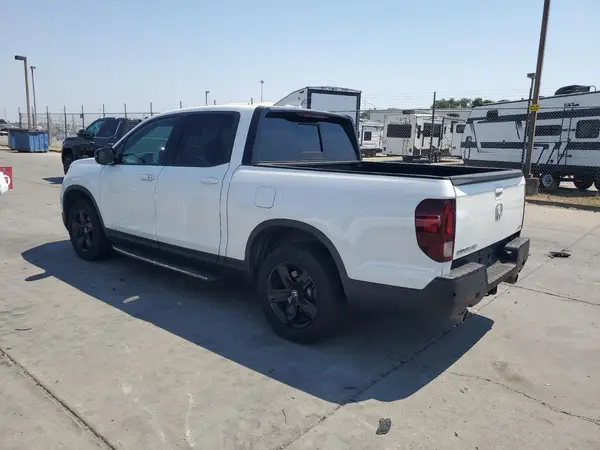 5FPYK3F82MB014041 2021 HONDA RIDGELINE - Image 2