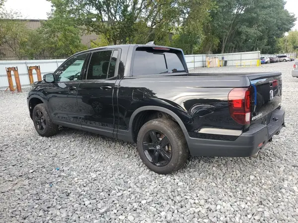 5FPYK3F83PB058697 2023 HONDA RIDGELINE - Image 2