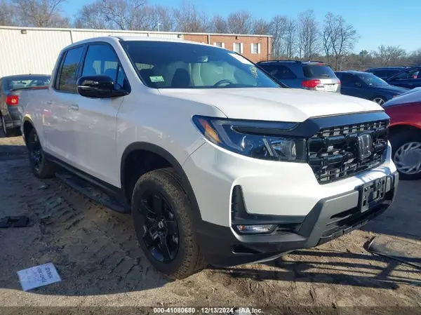 5FPYK3F83RB000219 2024 HONDA RIDGELINE - Image 1