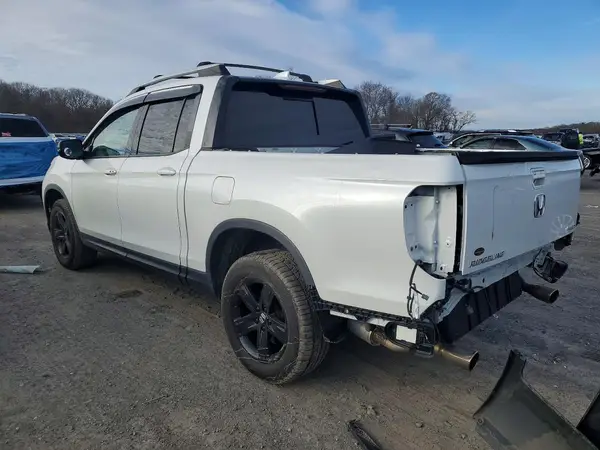 5FPYK3F85MB020240 2021 HONDA RIDGELINE - Image 2