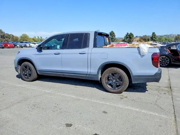 5FPYK3F85PB045093 2023 HONDA RIDGELINE - Image 2