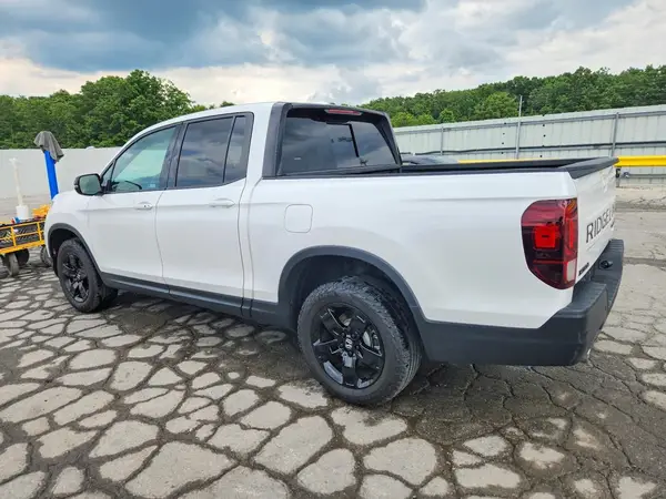 5FPYK3F86SB027663 2025 HONDA RIDGELINE - Image 2