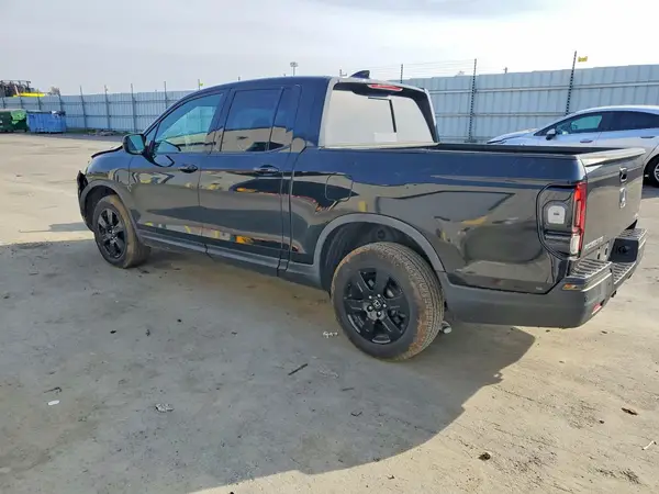 5FPYK3F88HB002210 2017 HONDA RIDGELINE - Image 2