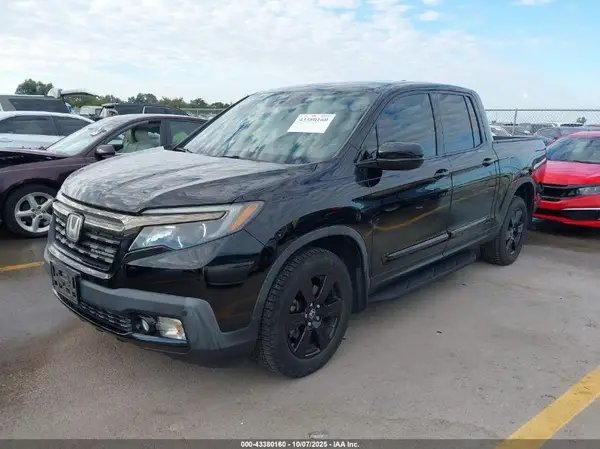 5FPYK3F88HB002689 2017 HONDA RIDGELINE - Image 2