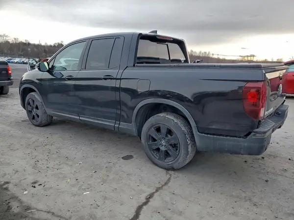 5FPYK3F88JB000494 2018 HONDA RIDGELINE - Image 2