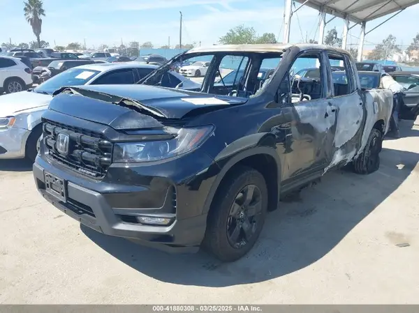 5FPYK3F89RB015601 2024 HONDA RIDGELINE - Image 2