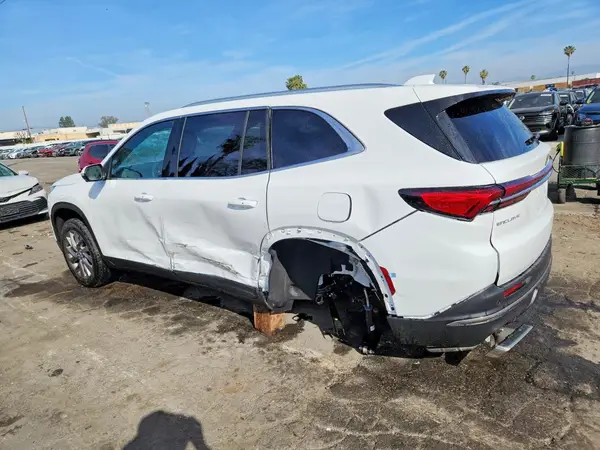 5GAERAKS0TJ270524 2026 BUICK ENCLAVE - Image 2