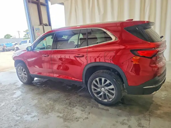 5GAERAKS8TJ301812 2026 BUICK ENCLAVE - Image 2