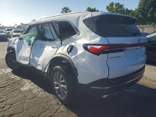 5GAERAKS9TJ338643 2026 BUICK ENCLAVE - Image 2