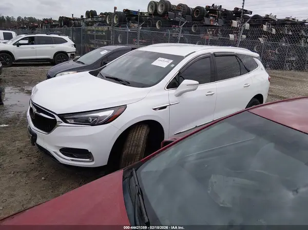 5GAERAKW3KJ306661 2019 BUICK ENCLAVE - Image 2