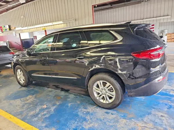 5GAERAKW9MJ123428 2021 BUICK ENCLAVE - Image 2