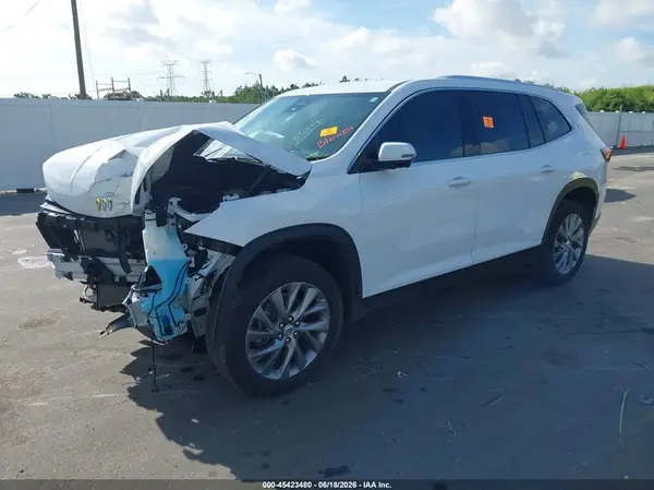 5GAERARS3SJ111629 2025 BUICK ENCLAVE - Image 2