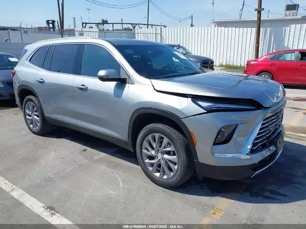 5GAERARS3SJ136742 2025 BUICK ENCLAVE - Image 1