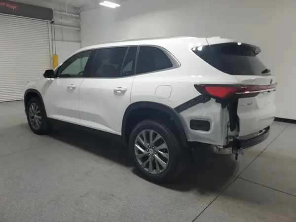 5GAERARS4SJ252998 2025 BUICK ENCLAVE - Image 2